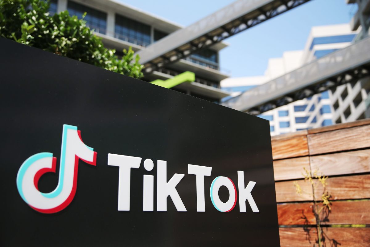 The TikTok logo is displayed outside a TikTok office on August 27, 2020 in Culver City, California