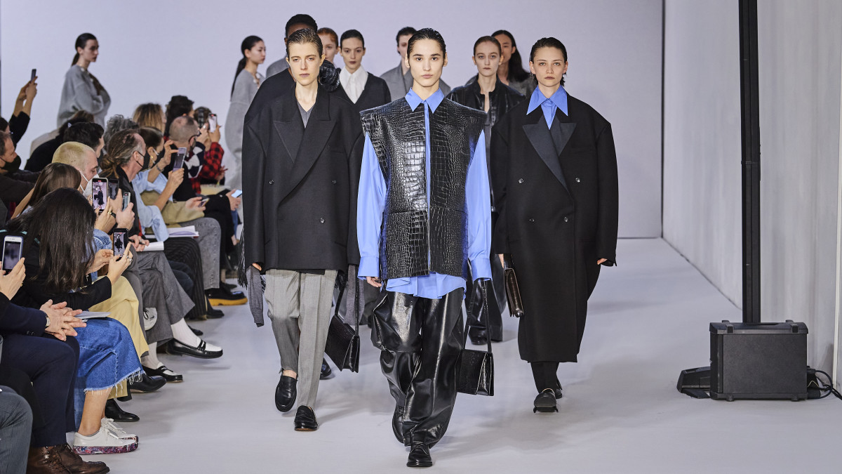 Versace Men'swear Fall 2022 at Milan Men's Fashion Week 