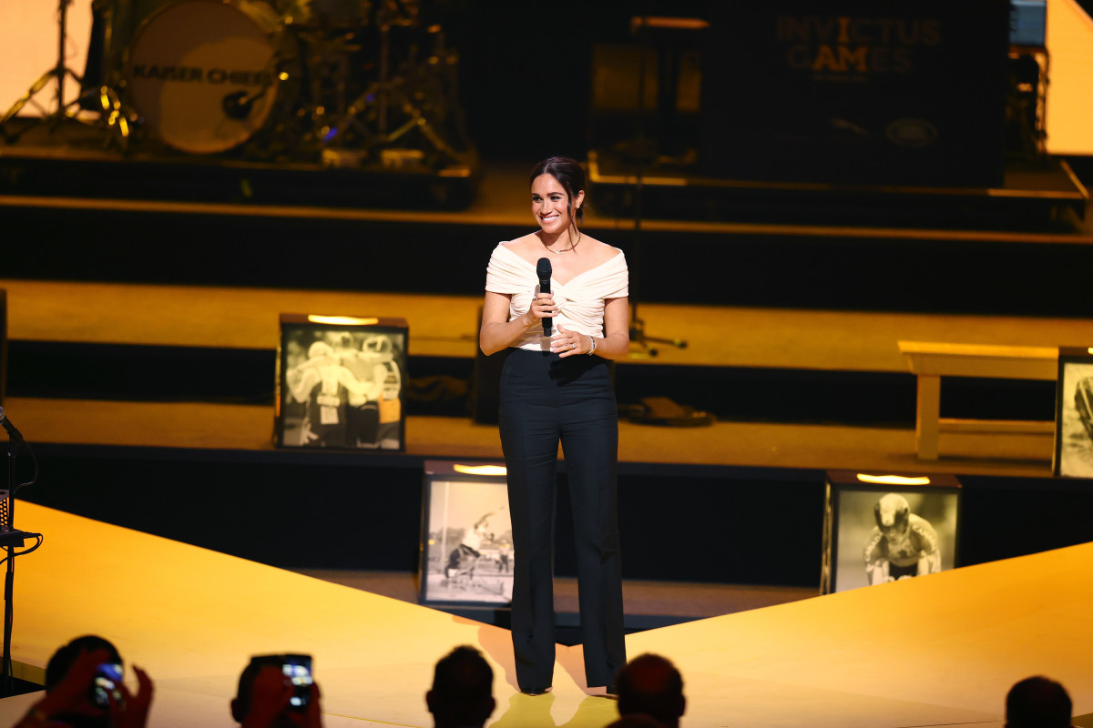 Meghan, Duchess of Sussex speaks during the Invictus Games The Hague 2020 Opening Ceremony at Zuiderpark on April 16, 2022 in The Hague, Netherlands