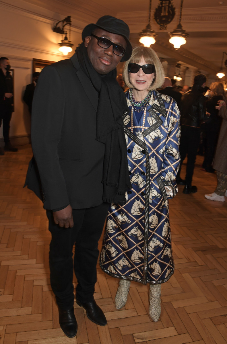 Edward Enninful and Wintour at the Burberry Fall 2022 presentation.
