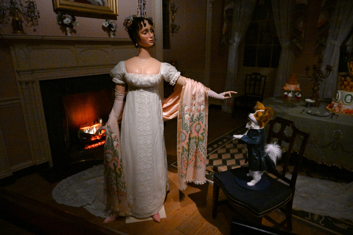A room staged by Autumn de Wilde in the "In America: An Anthology of Fashion" exhibition. 
