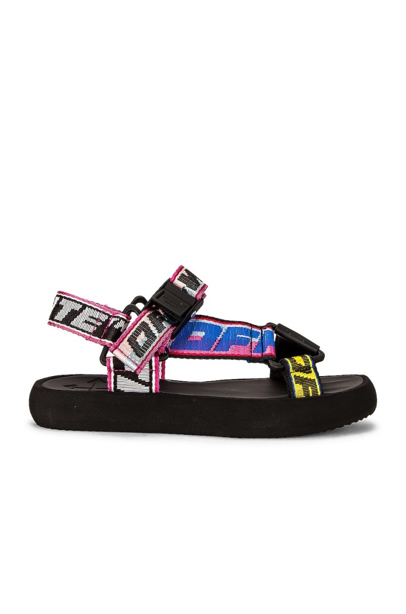 12 Black Platform Sandals That'll Go With All Your Hot Vax Summer 'Fits