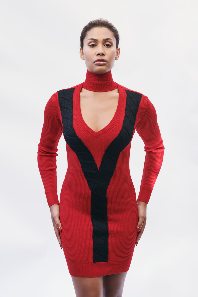 Leyna Bloom Graces Fashion With Her Presence Yet Again, This Time for Victor Glemaud