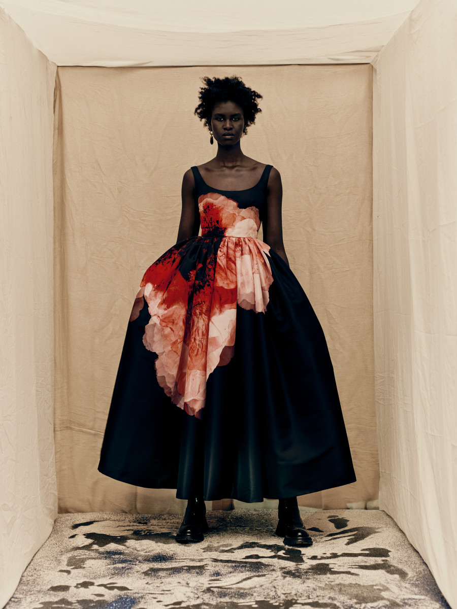 Sarah Burton Looks to Healing (and Anemones) For Alexander McQueen Fall 2021