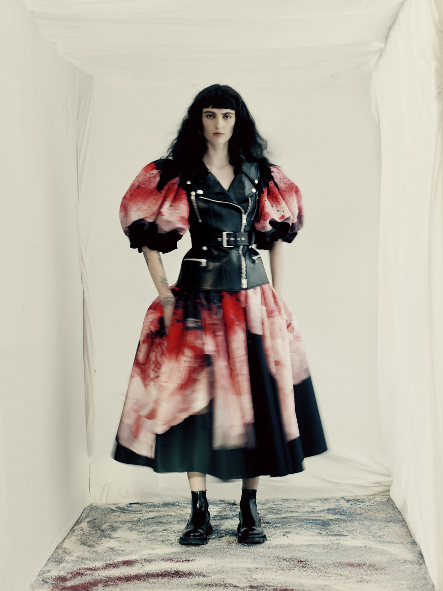 Sarah Burton Looks to Healing (and Anemones) For Alexander McQueen Fall 2021