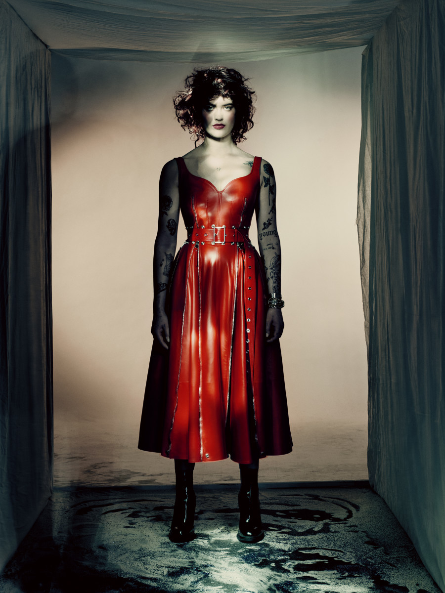 Sarah Burton Looks to Healing (and Anemones) For Alexander McQueen Fall 2021
