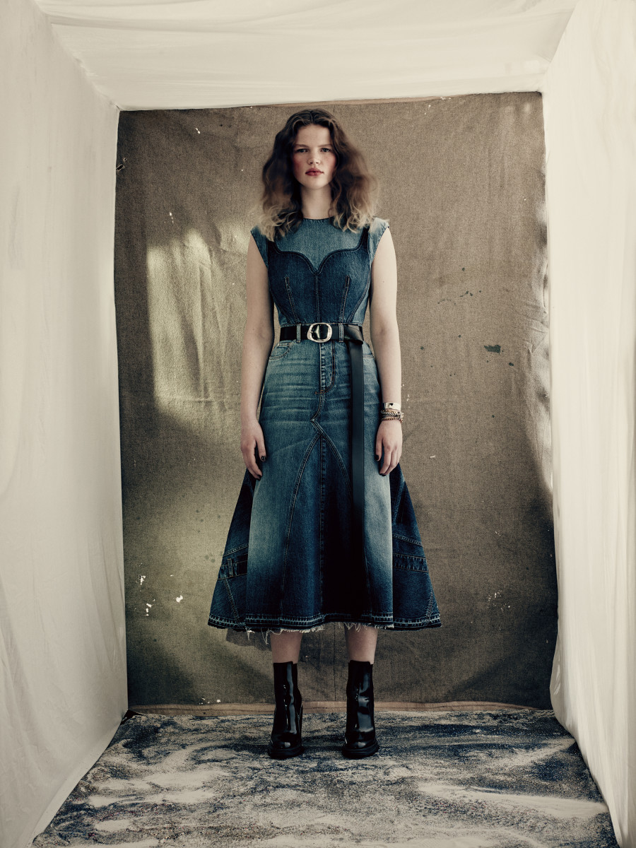 Sarah Burton Looks to Healing (and Anemones) For Alexander McQueen Fall 2021