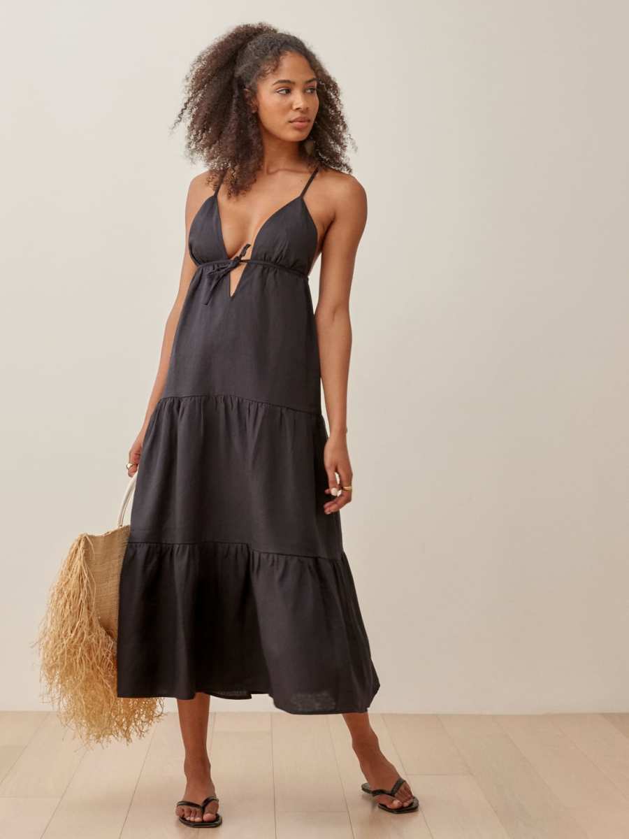 The Most Vacation-Worthy Dresses To Wear This Summer, According to Fashionista Editors