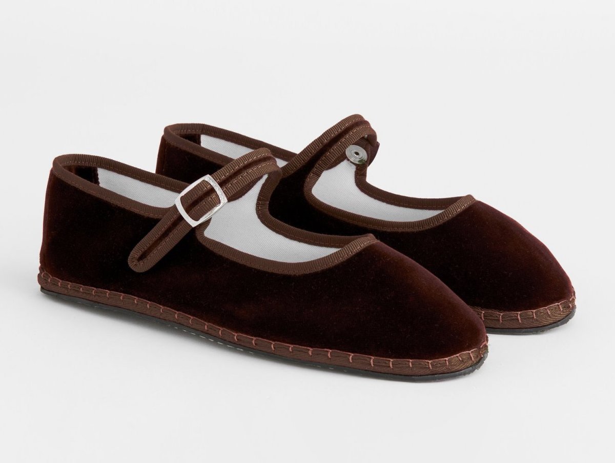 Your Summer Wardrobe Is Craving Chocolate Brown