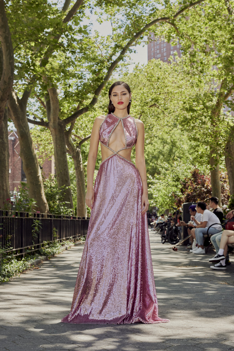 You'll Want to Make Plans Just So You Can Wear Prabal Gurung's Flirty Resort 2022 Collection