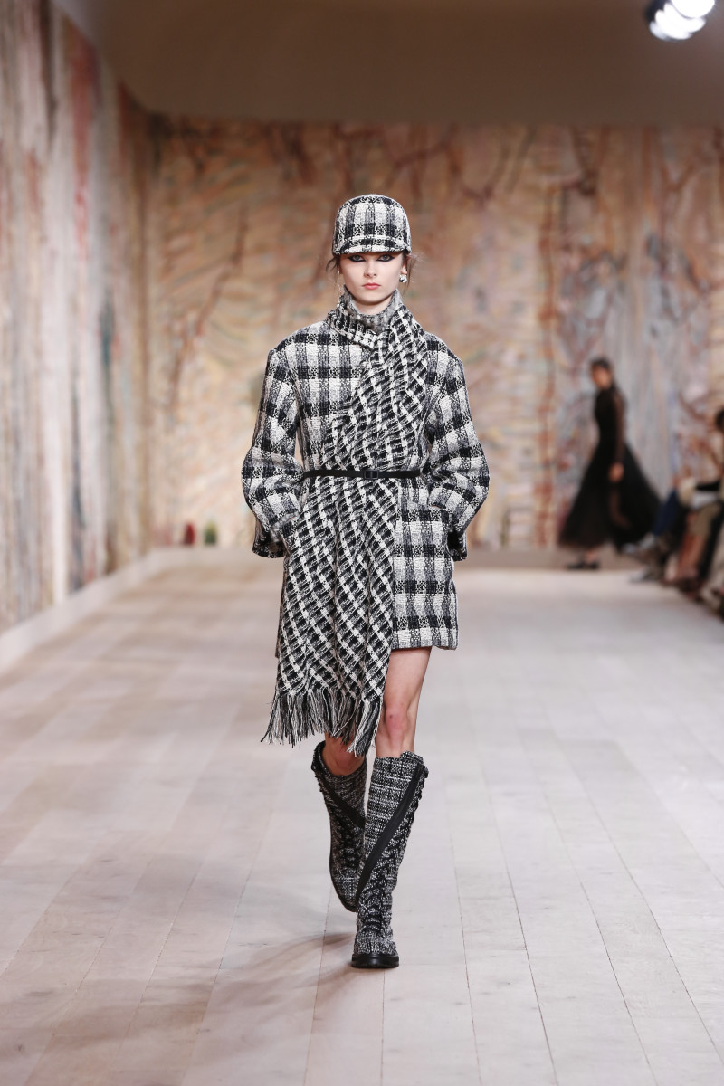 Dior Celebrates the Return of In-Person Shows With an Extremely Tactile Couture Collection