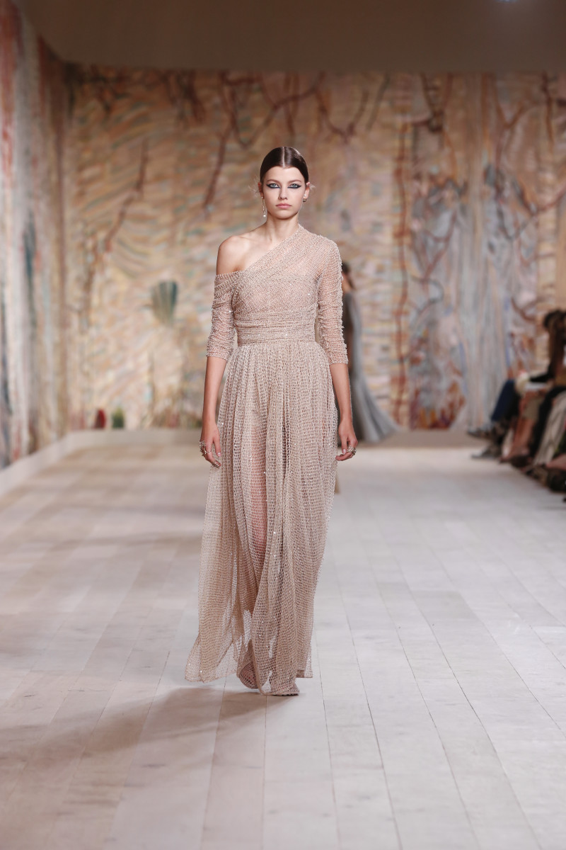 Dior Celebrates the Return of In-Person Shows With an Extremely Tactile Couture Collection