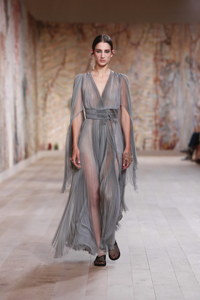 Dior Celebrates the Return of In-Person Shows With an Extremely Tactile Couture Collection