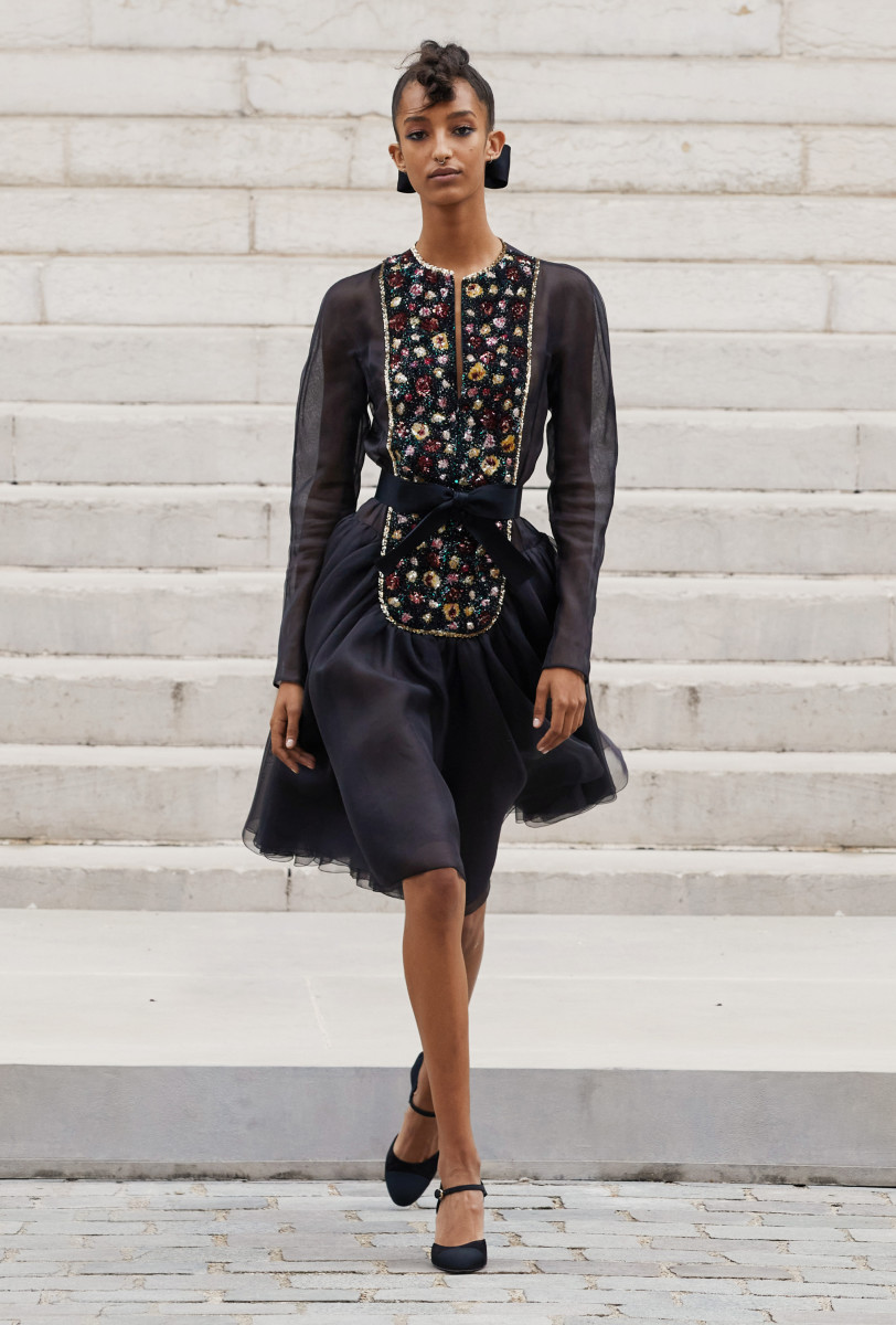 Virginie Viard Puts an Impressionist Twist on Chanel Couture