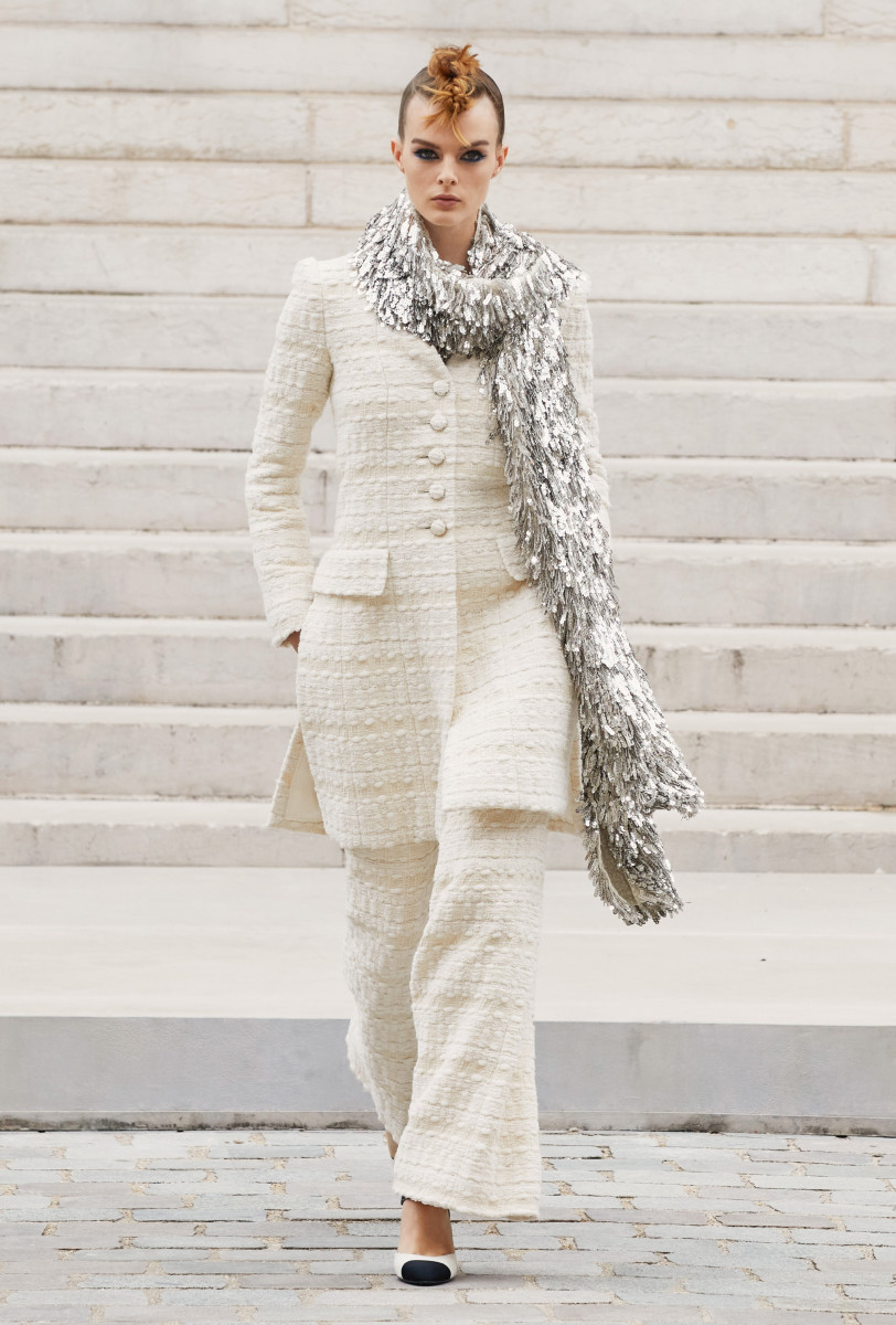 Virginie Viard Puts an Impressionist Twist on Chanel Couture