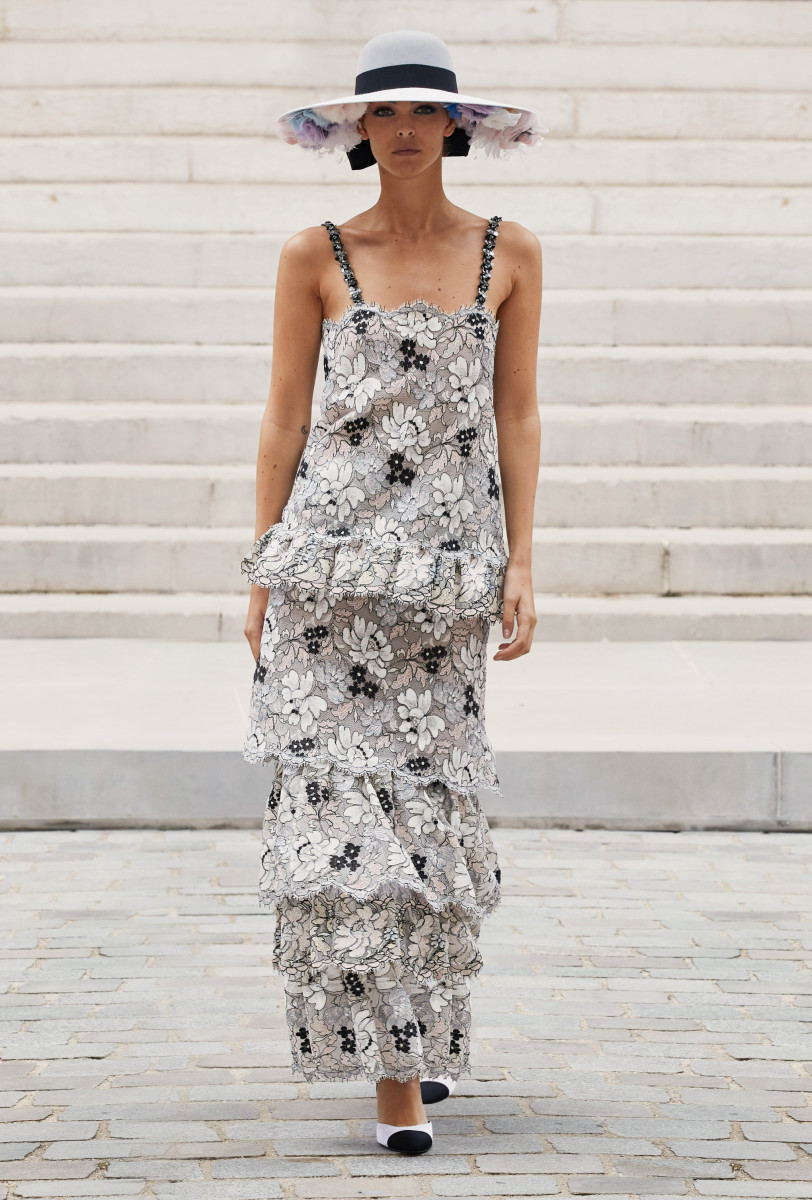 Virginie Viard Puts an Impressionist Twist on Chanel Couture