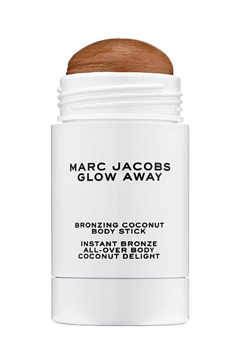 18 Body Bronzers and Highlighters For an Amazing Glow