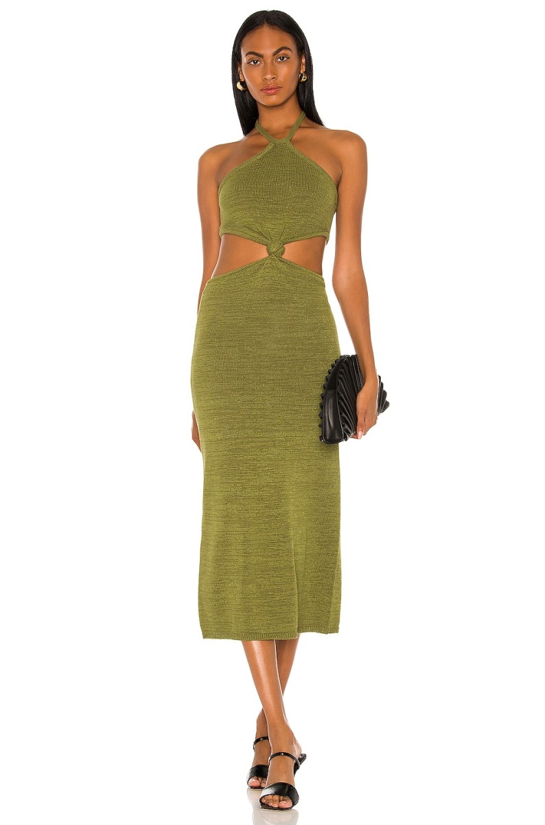 Great Outfits in Fashion History: Jennifer Coolidge Making Moss Green Look Chic