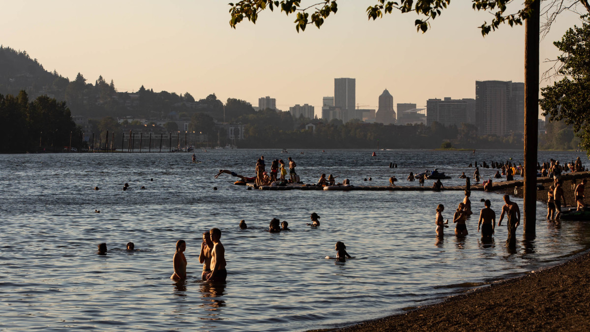 portland-heat-wave-sellwood-riverfront-park-2021-th