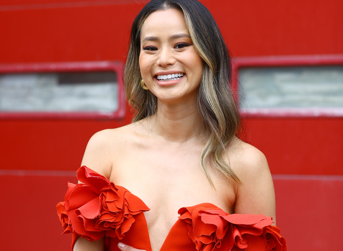 Jamie chung is seen in her award show look for the 27th annual screen actors guild awards on march 31 2021 in new york city