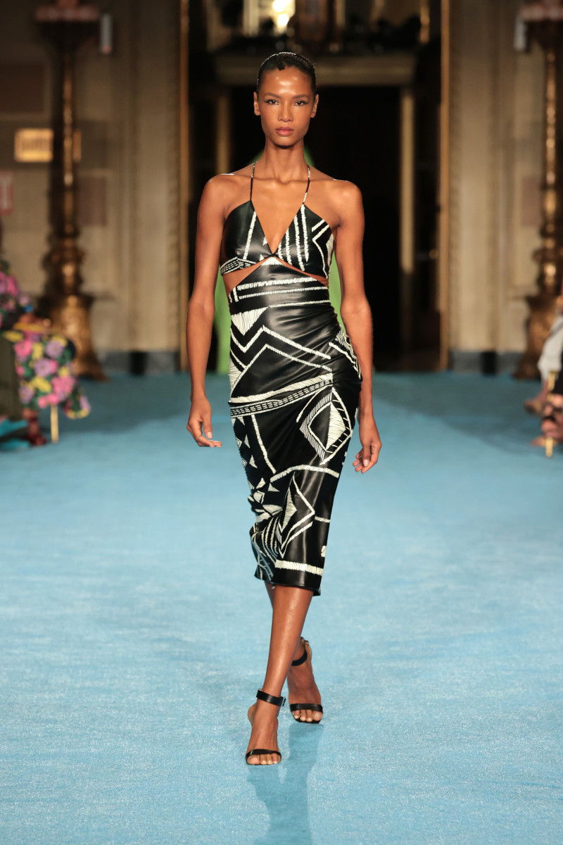 Christian Siriano Takes on La Dolce Vita for Spring 2022