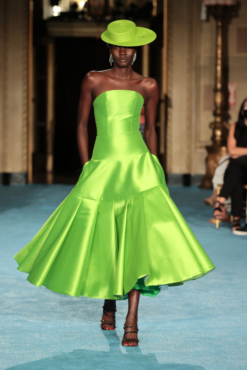 Christian Siriano Takes on La Dolce Vita for Spring 2022