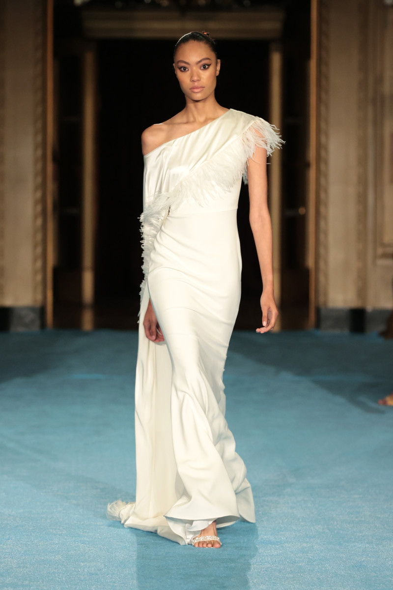 Christian Siriano Takes on La Dolce Vita for Spring 2022