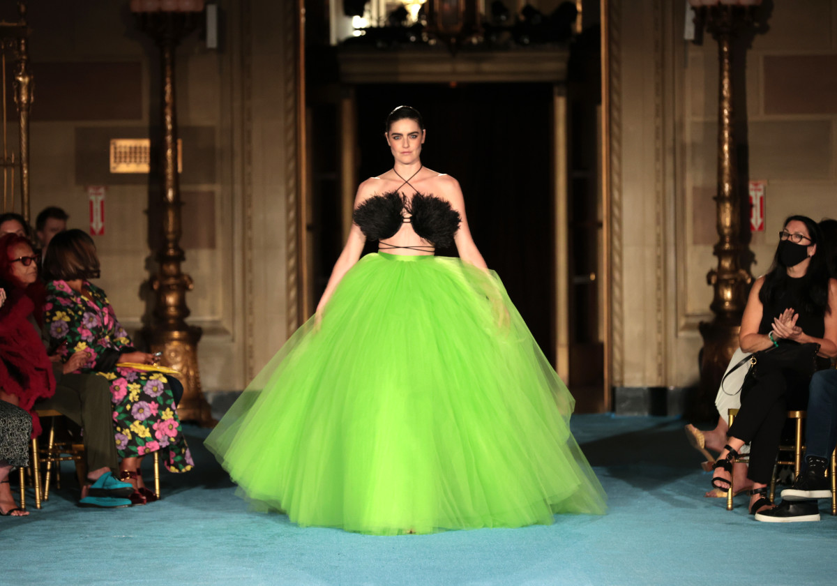 Christian Siriano Takes on La Dolce Vita for Spring 2022
