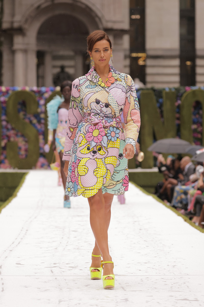 The Moschino Spring 2022 Collection Is Child's Play for Jeremy Scott