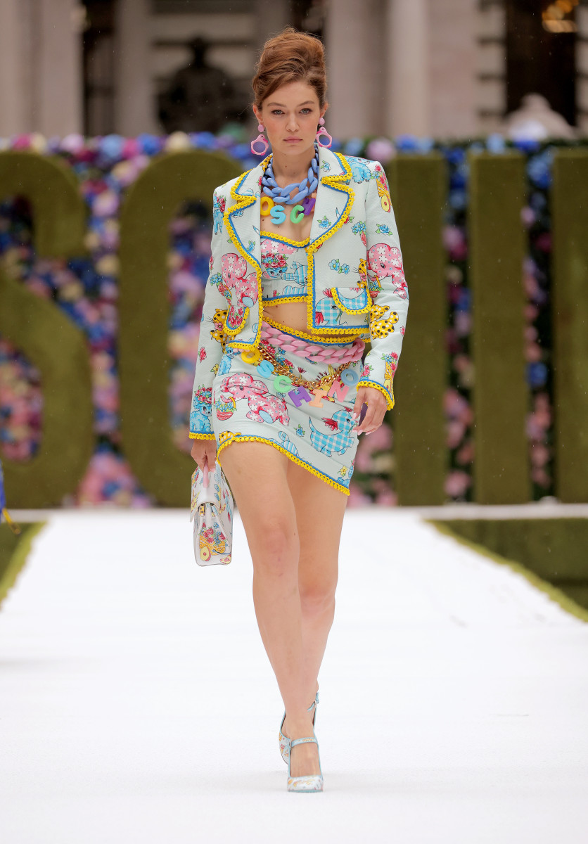 The Moschino Spring 2022 Collection Is Child's Play for Jeremy Scott