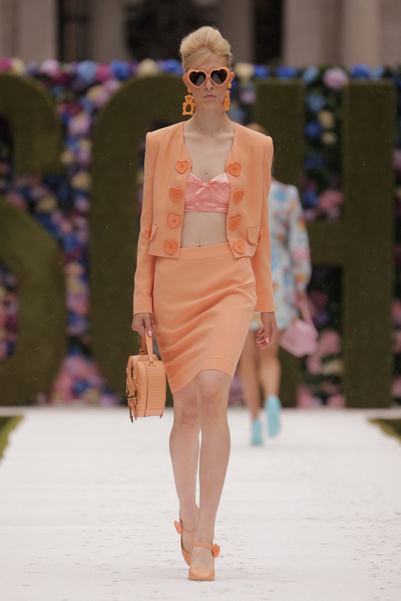 The Moschino Spring 2022 Collection Is Child's Play for Jeremy Scott