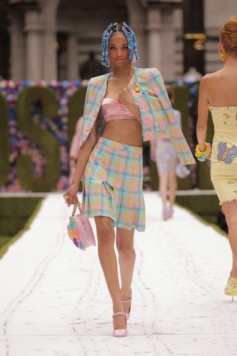 The Moschino Spring 2022 Collection Is Child's Play for Jeremy Scott