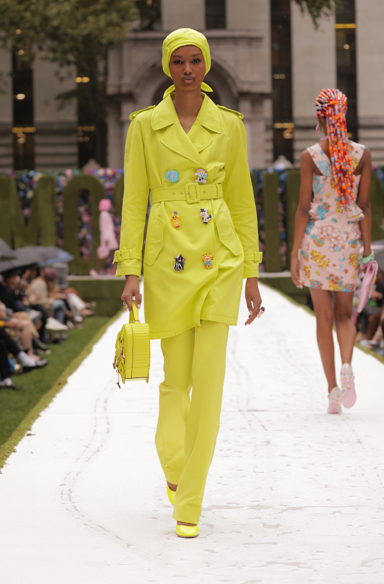 The Moschino Spring 2022 Collection Is Child's Play for Jeremy Scott