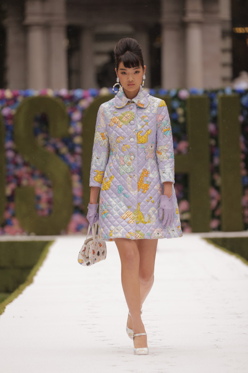 The Moschino Spring 2022 Collection Is Child's Play for Jeremy Scott