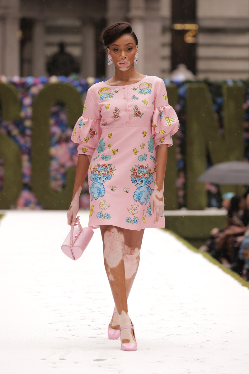 The Moschino Spring 2022 Collection Is Child's Play for Jeremy Scott