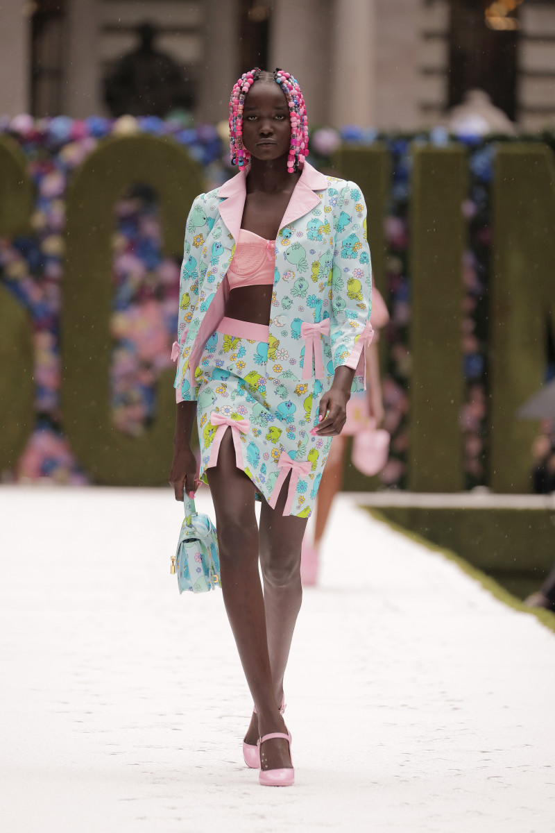 The Moschino Spring 2022 Collection Is Child's Play for Jeremy Scott