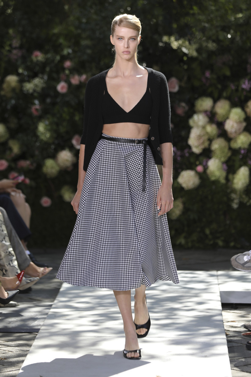 Consider Me Wooed By Michael Kors' Spring 2022 Collection
