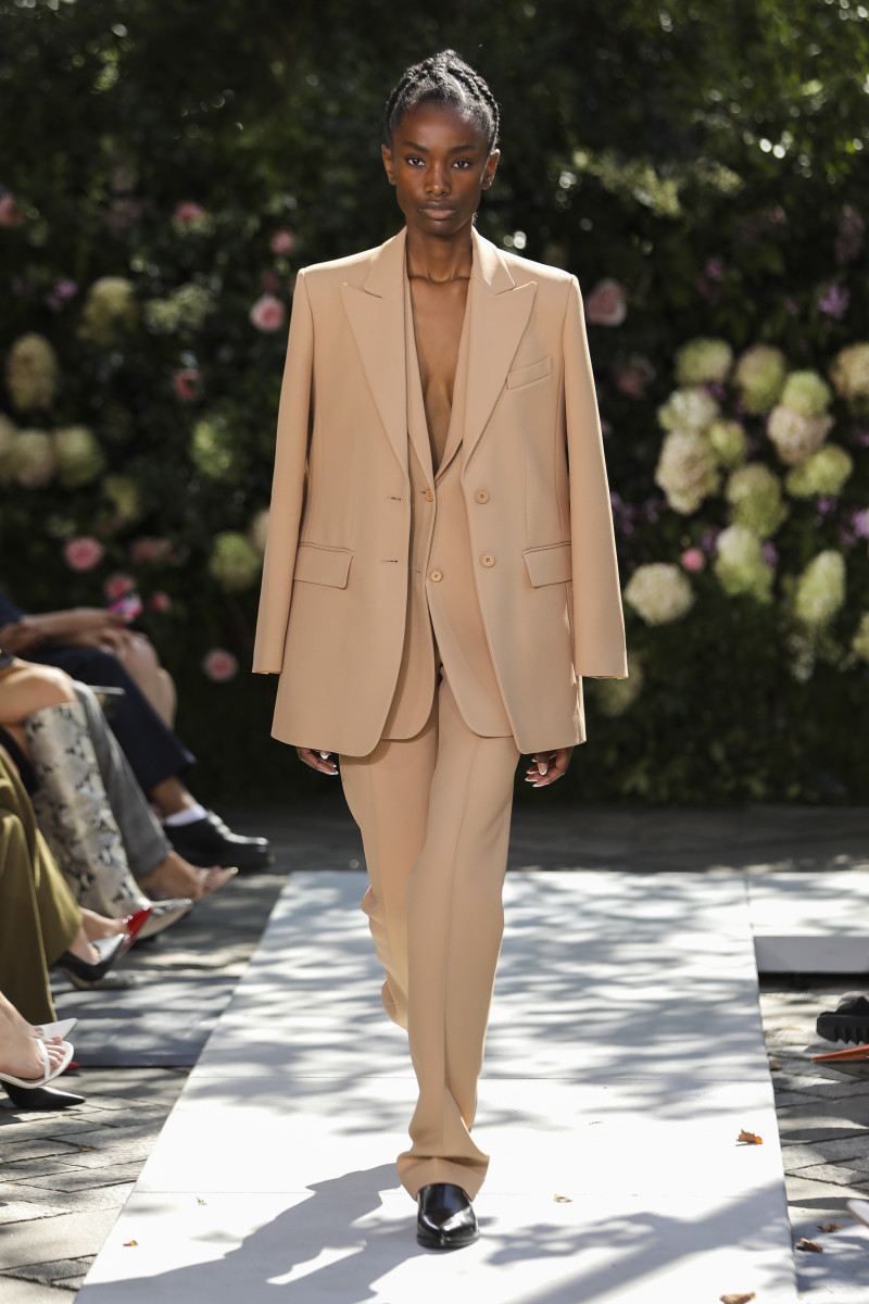 Consider Me Wooed By Michael Kors' Spring 2022 Collection