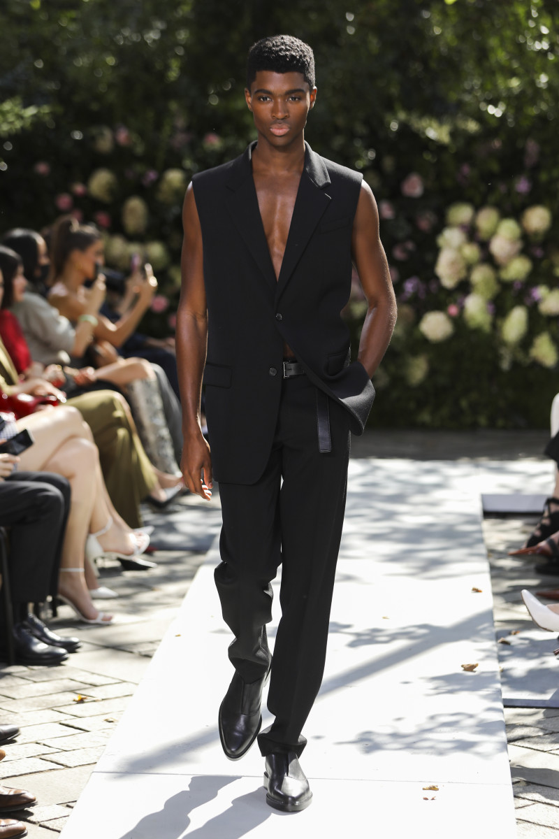 Consider Me Wooed By Michael Kors' Spring 2022 Collection