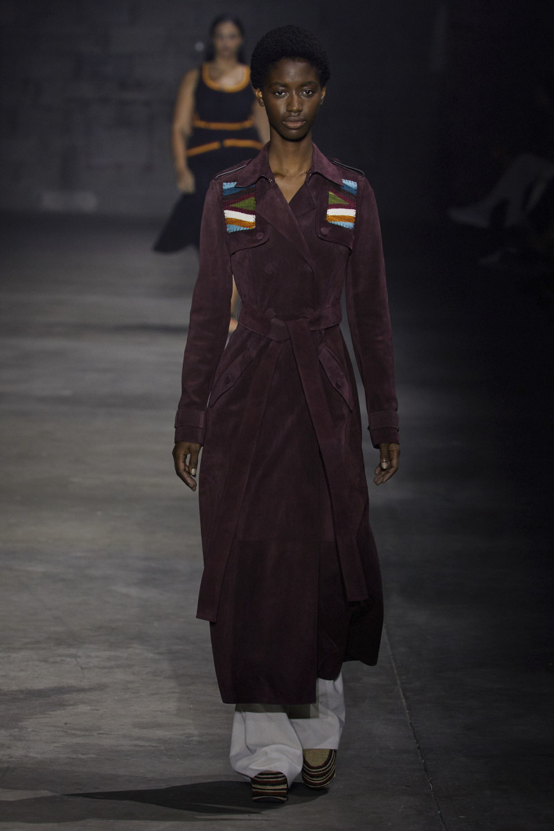 Gabriela Hearst Puts the Spotlight on Artisans for Spring 2022
