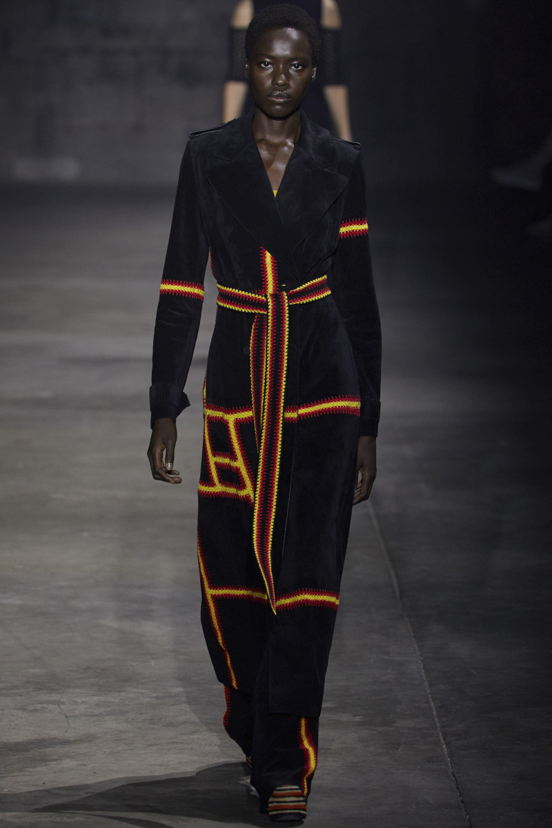 Gabriela Hearst Puts the Spotlight on Artisans for Spring 2022
