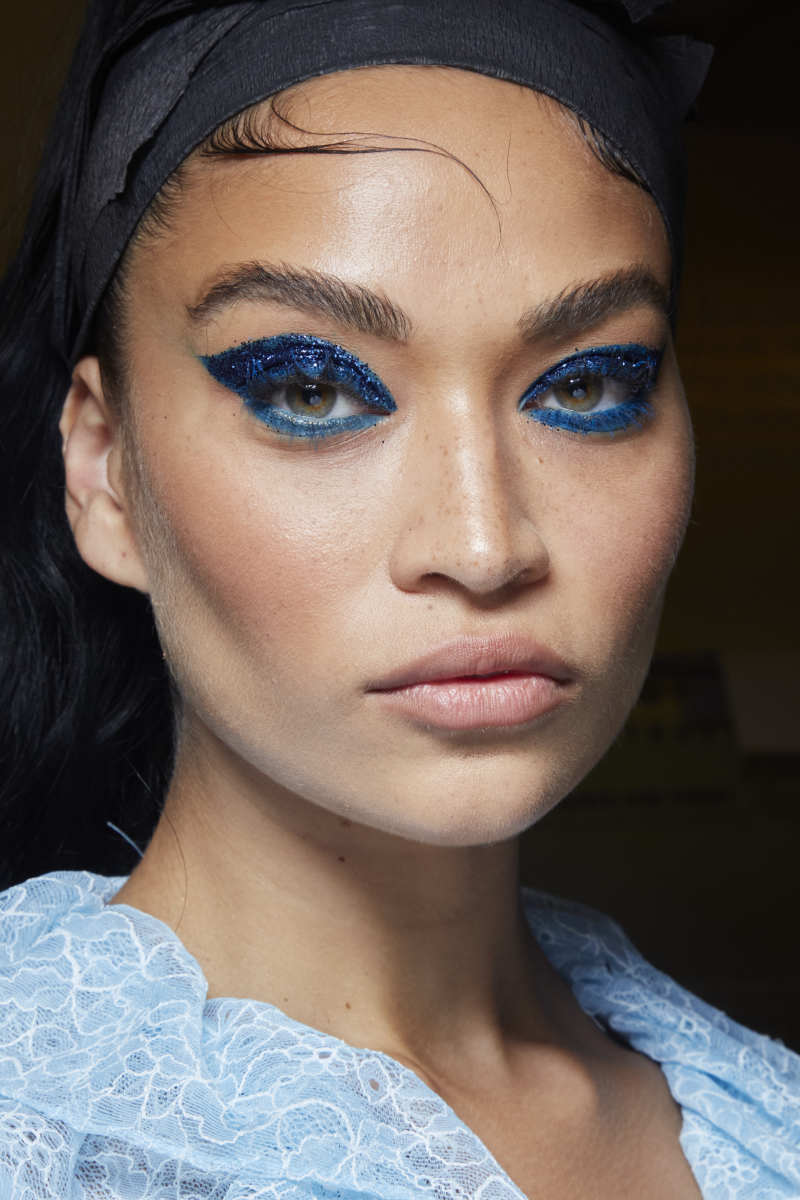 Candy-Colored Eye Makeup Is the Cheery Beauty Trend Taking Over the Spring Runways