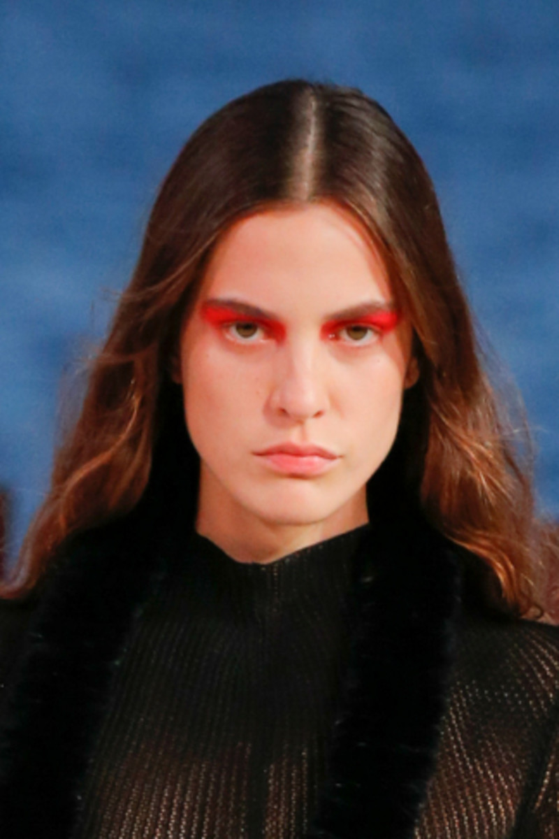 Candy-Colored Eye Makeup Is the Cheery Beauty Trend Taking Over the Spring Runways