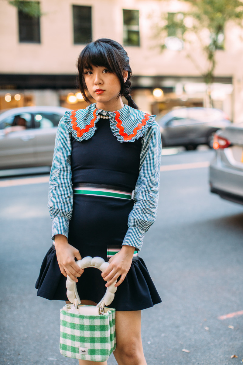 The 21 Best Beauty Looks From London Fashion Week Street Style