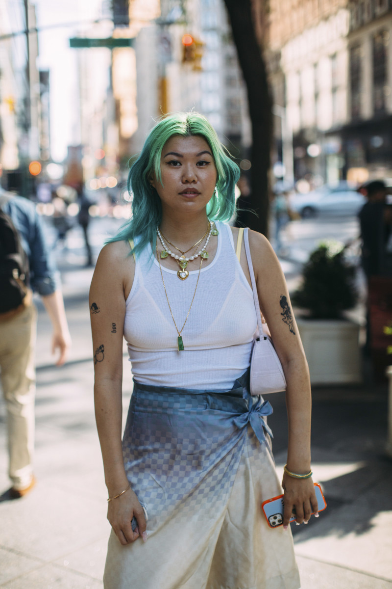 The 21 Best Beauty Looks From London Fashion Week Street Style