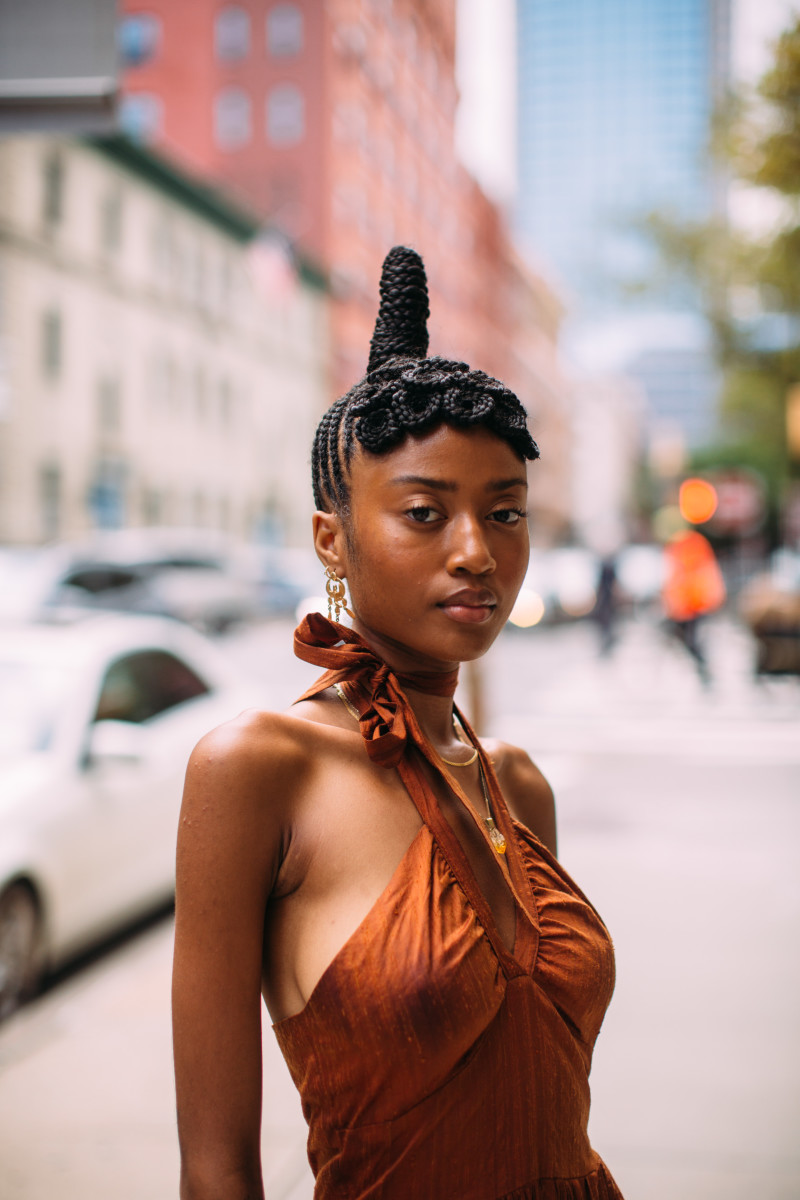 The 21 Best Beauty Looks From London Fashion Week Street Style
