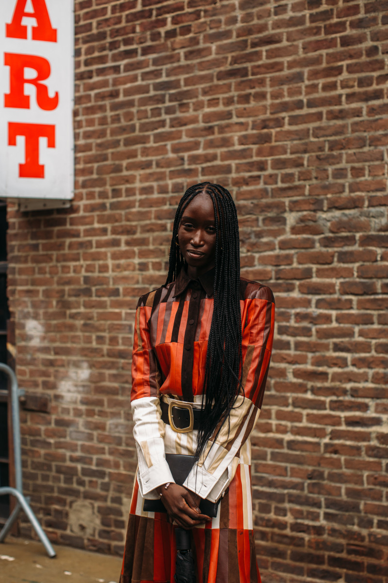 The 21 Best Beauty Looks From London Fashion Week Street Style