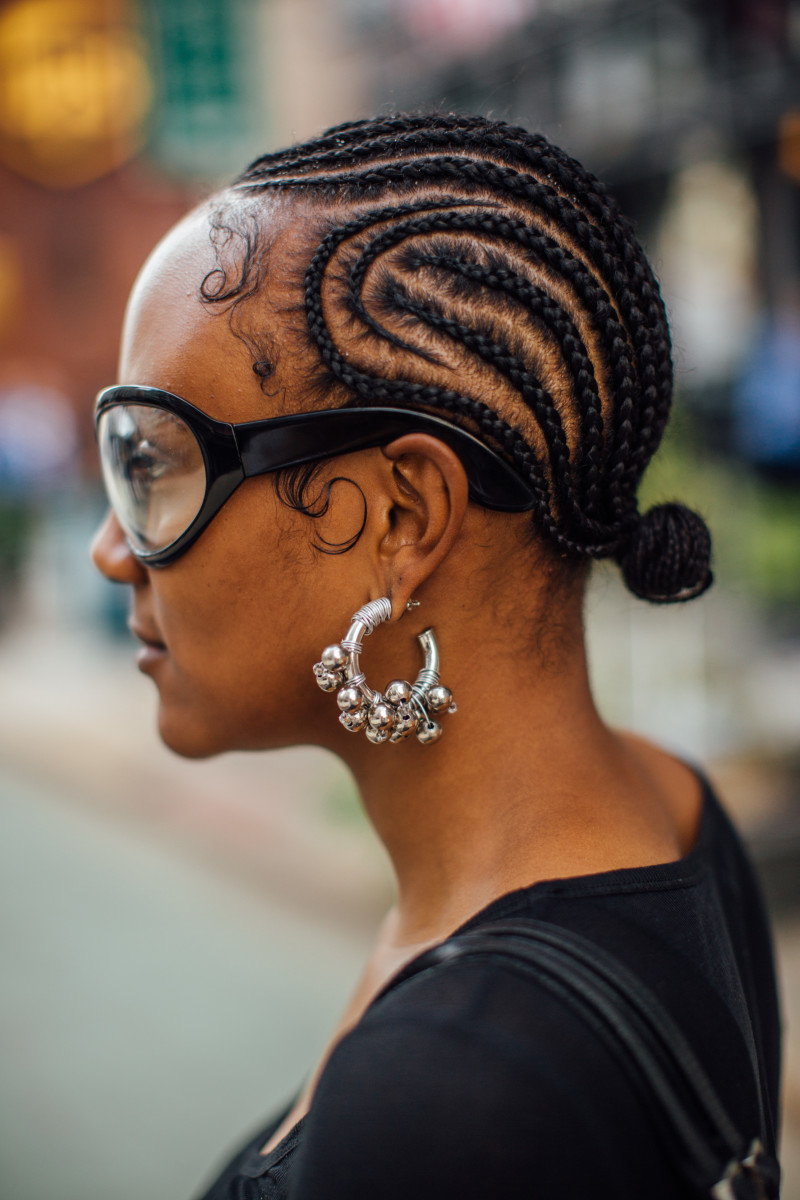 The 21 Best Beauty Looks From London Fashion Week Street Style