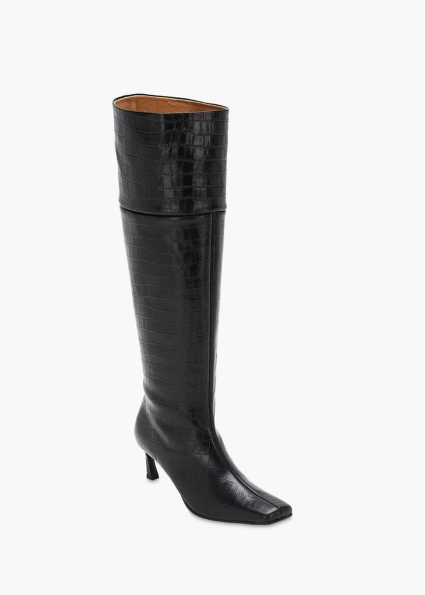 These On-Sale Fall Essentials Will Help You Feel Like a Street Style Star