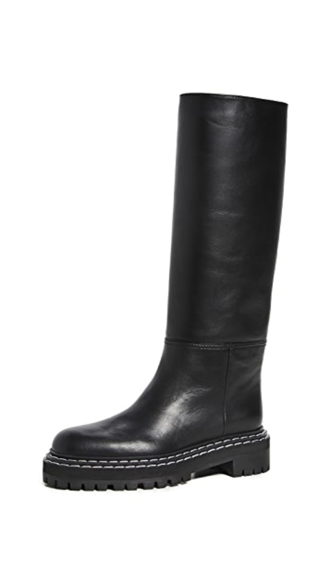 These On-Sale Fall Essentials Will Help You Feel Like a Street Style Star
